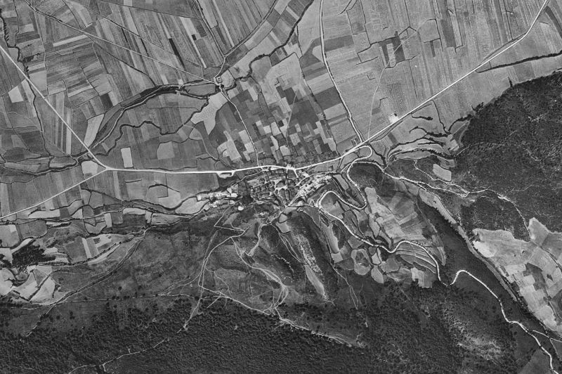 Ortofoto de 1956-1957 del núcleo de Bernedo