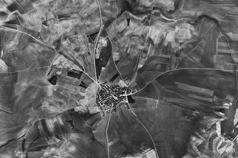 Ortofoto de 1956-1957 del núcleo de Bernuy-Zapardiel