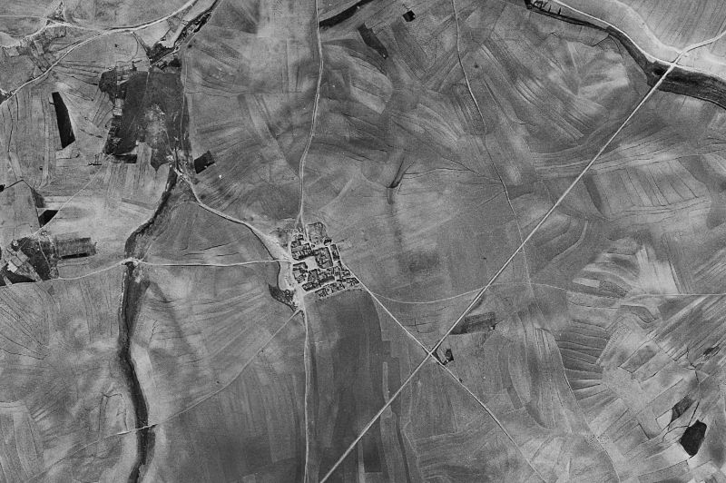Ortofoto de 1956-1957 del núcleo de Canales