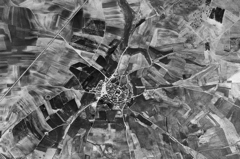 Ortofoto de 1956-1957 del núcleo de Fuente el Saúz