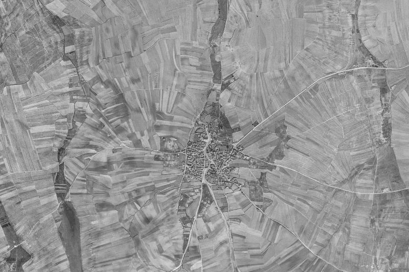 Ortofoto de 1956-1957 del núcleo de Gemuño