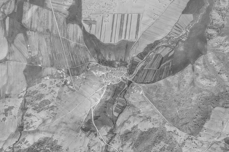 Ortofoto de 1956-1957 del núcleo de Narros del Puerto