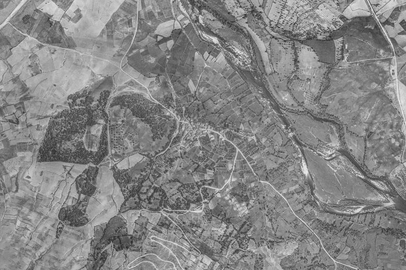 Ortofoto de 1956-1957 del núcleo de Navatejares