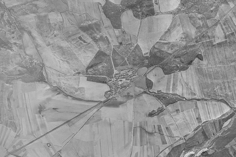 Ortofoto de 1956-1957 del núcleo de Salobral