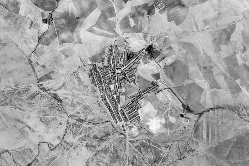 Ortofoto de 1956-1957 del núcleo de Ahillones