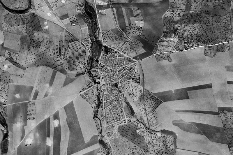 Ortofoto de 1956-1957 del núcleo de Almendral
