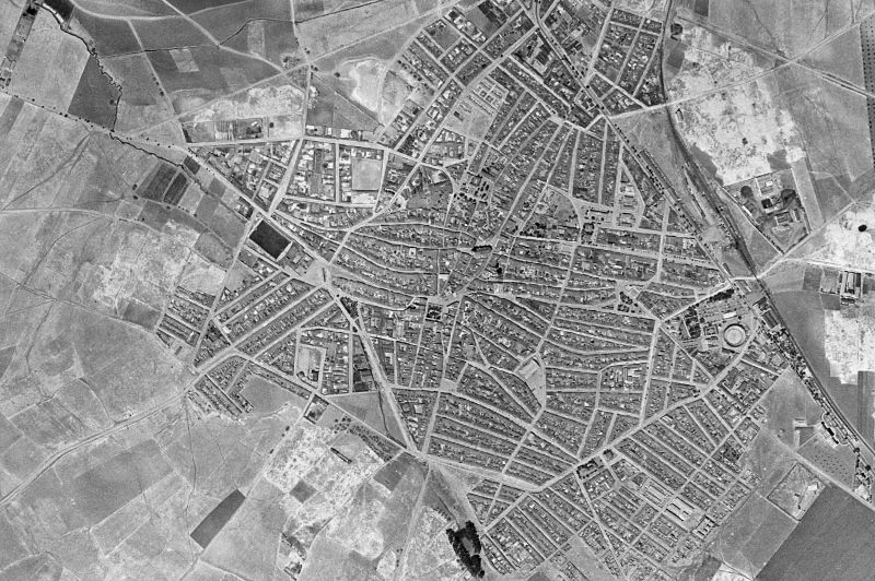 Ortofoto de 1956-1957 del núcleo de Almendralejo