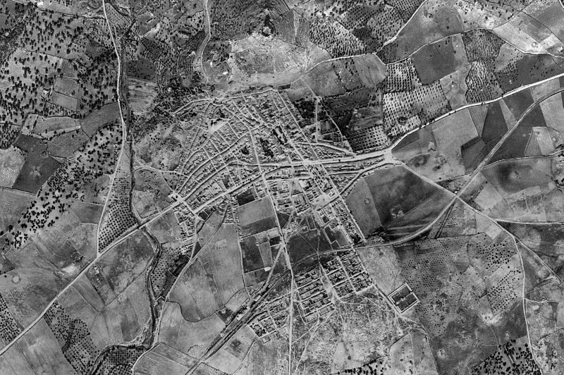 Ortofoto de 1956-1957 del núcleo de Burguillos del Cerro