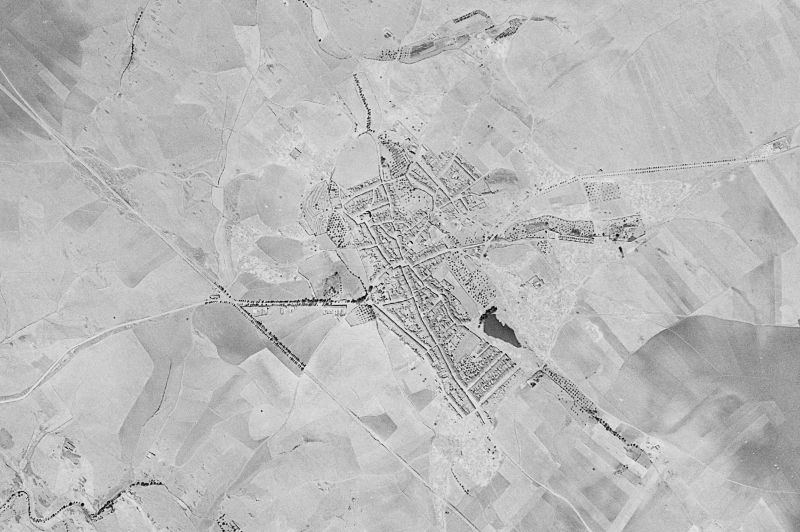 Ortofoto de 1956-1957 del núcleo de La Coronada
