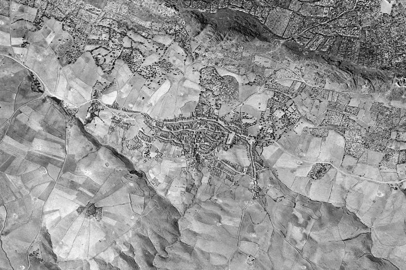 Ortofoto de 1956-1957 del núcleo de Esparragosa de Lares