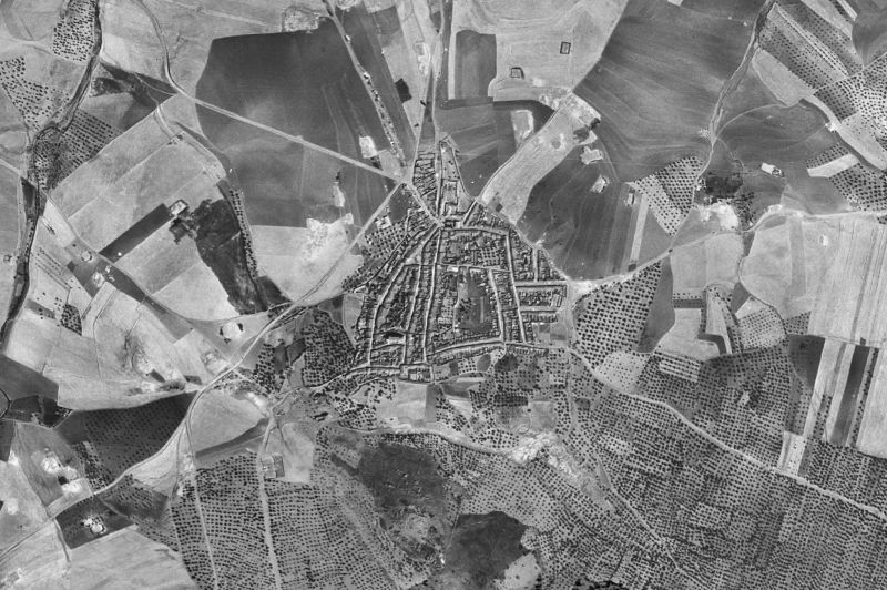 Ortofoto de 1956-1957 del núcleo de Oliva de Mérida