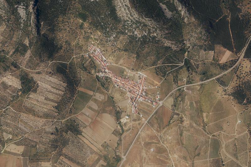 Ortofoto actual del núcleo de Orellana de la Sierra