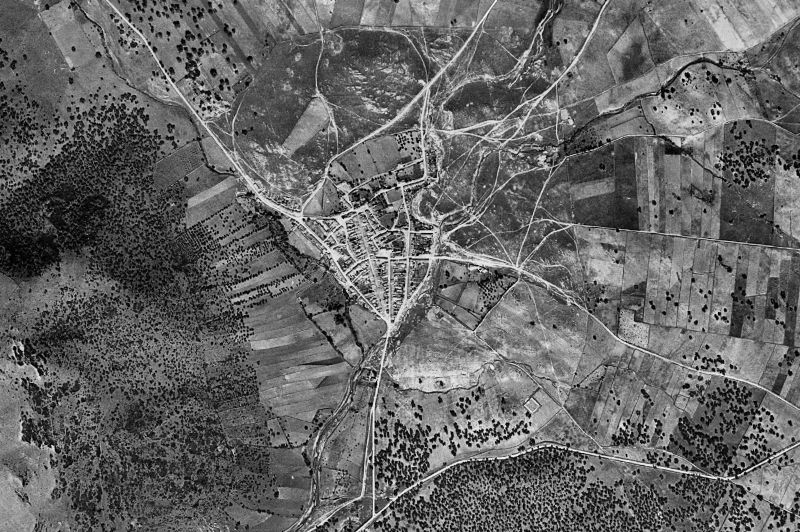 Ortofoto de 1956-1957 del núcleo de Táliga