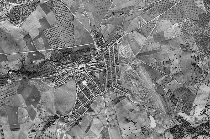 Ortofoto de 1956-1957 del núcleo de Villanueva del Fresno