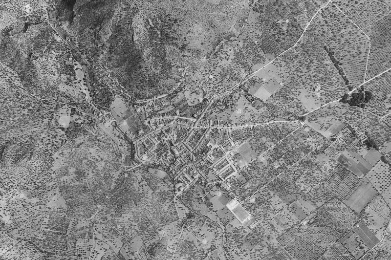 Ortofoto de 1956-1957 del núcleo de Alaró