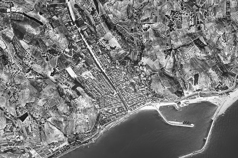 Ortofoto de 1956-1957 del núcleo de Arenys de Mar