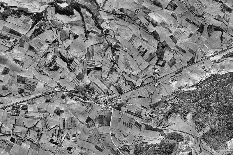 Ortofoto de 1956-1957 del núcleo de Avinyonet del Penedès
