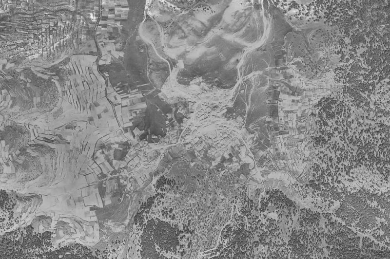 Ortofoto de 1956-1957 del núcleo de Canicosa de la Sierra