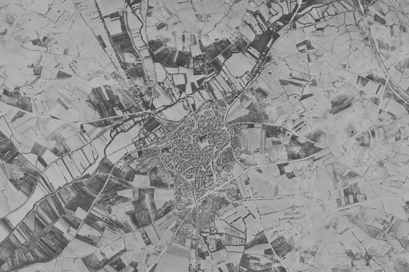 Ortofoto de 1956-1957 del núcleo de Gumiel de Izán