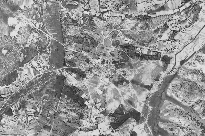 Ortofoto de 1956-1957 del núcleo de Hacinas