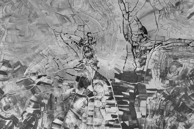 Ortofoto de 1956-1957 del núcleo de Manciles