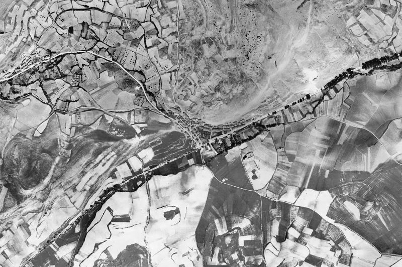 Ortofoto de 1956-1957 del núcleo de Monasterio de Rodilla