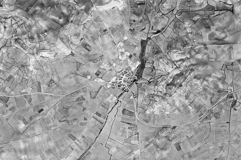 Ortofoto de 1956-1957 del núcleo de Olmillos de Muñó