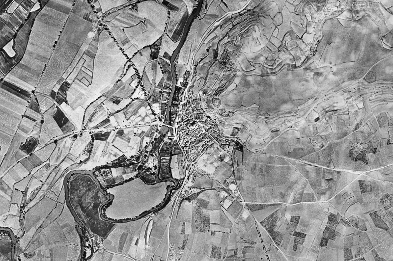Ortofoto de 1956-1957 del núcleo de Pampliega