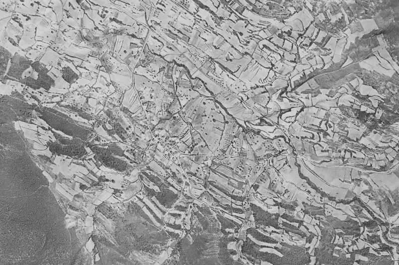 Ortofoto de 1956-1957 del núcleo de Partido de la Sierra en Tobalina