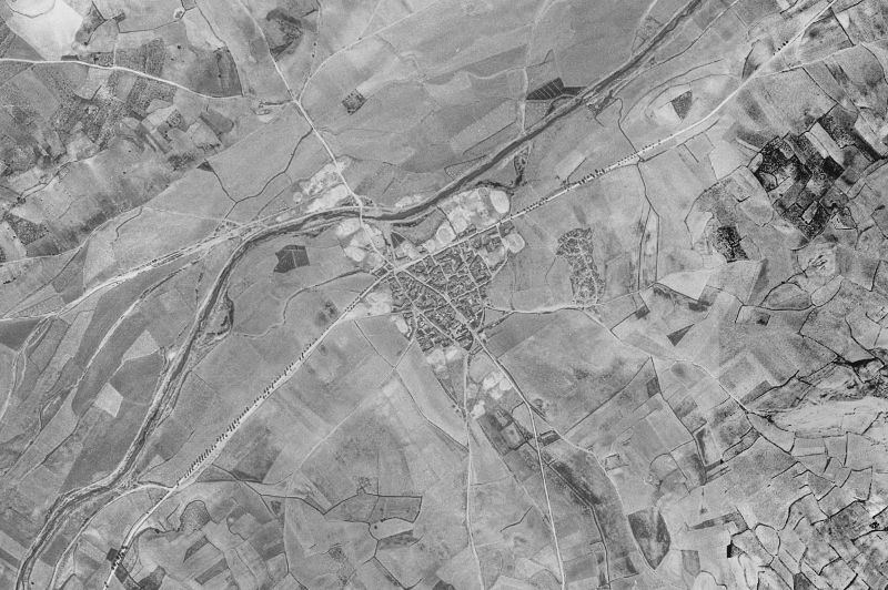 Ortofoto de 1956-1957 del núcleo de Pedrosa del Príncipe