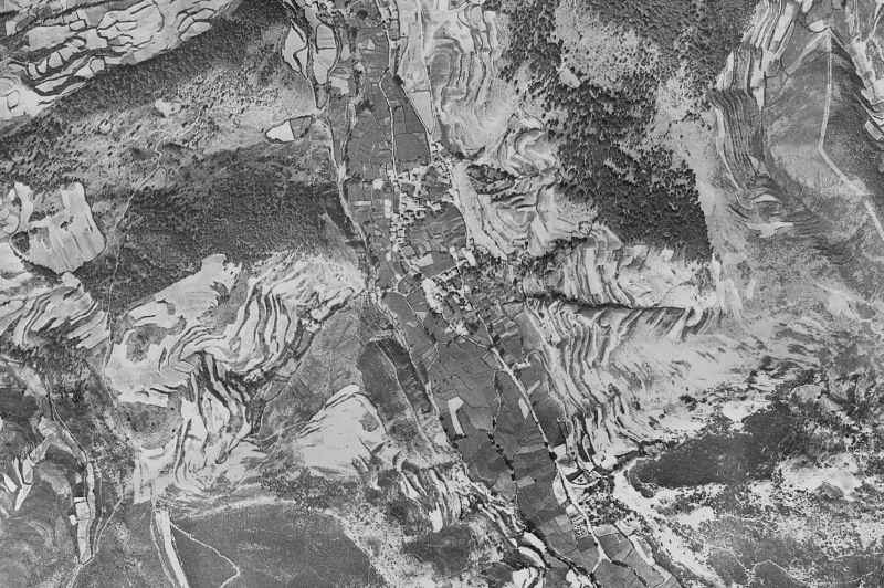 Ortofoto de 1956-1957 del núcleo de Santa Cruz del Valle Urbión