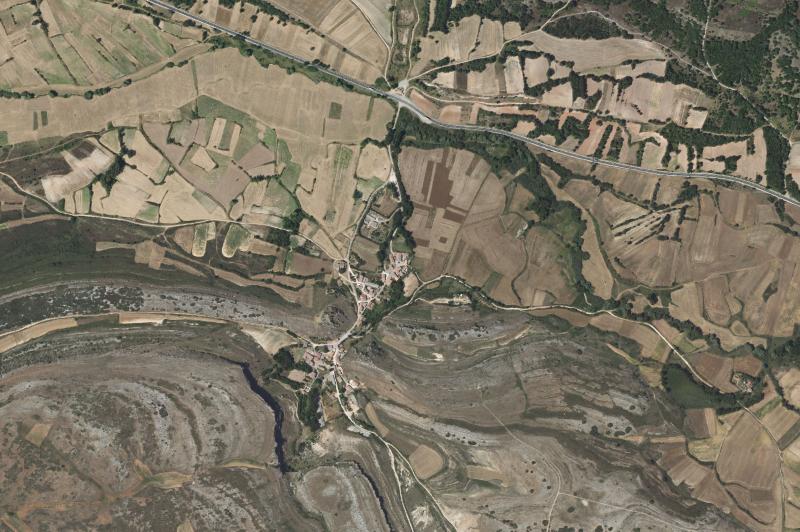 Ortofoto actual del núcleo de Úrbel del Castillo