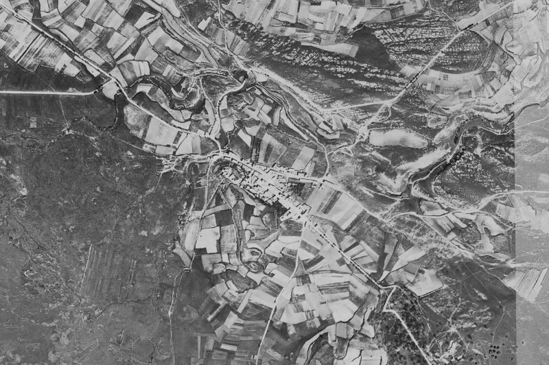 Ortofoto de 1956-1957 del núcleo de Valle de Valdebezana