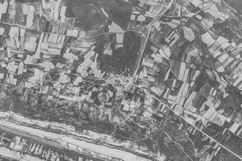 Ortofoto de 1956-1957 del núcleo de Valle de Valdelucio