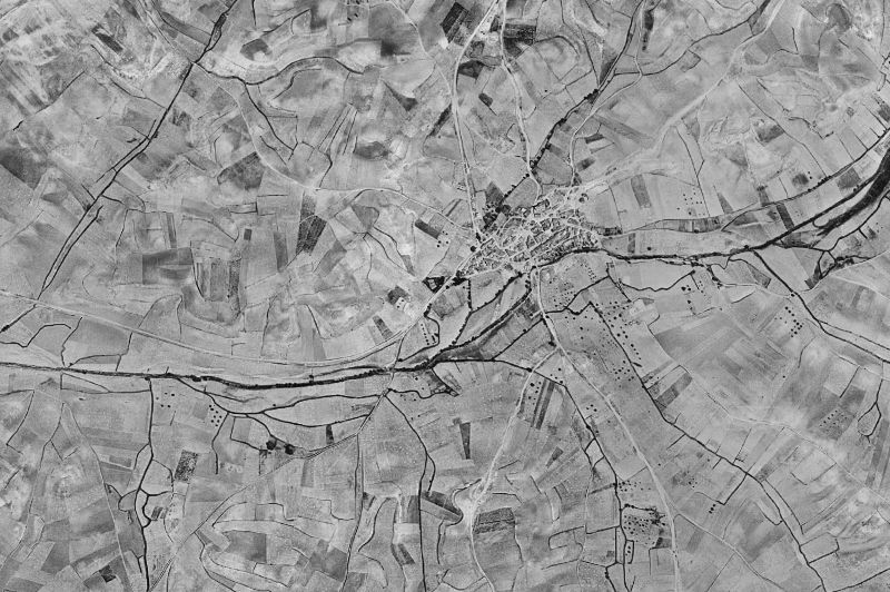 Ortofoto de 1956-1957 del núcleo de Villangómez