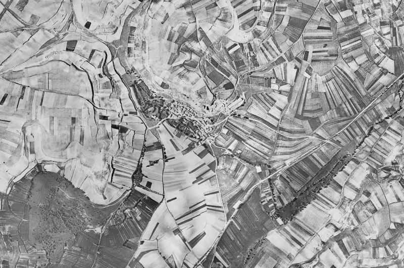 Ortofoto de 1956-1957 del núcleo de Villayerno Morquillas