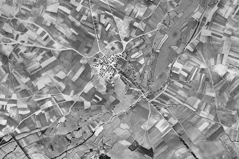 Ortofoto de 1956-1957 del núcleo de Alfoz de Quintanadueñas