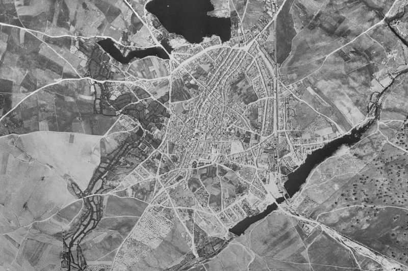 Ortofoto de 1956-1957 del núcleo de Arroyo de la Luz