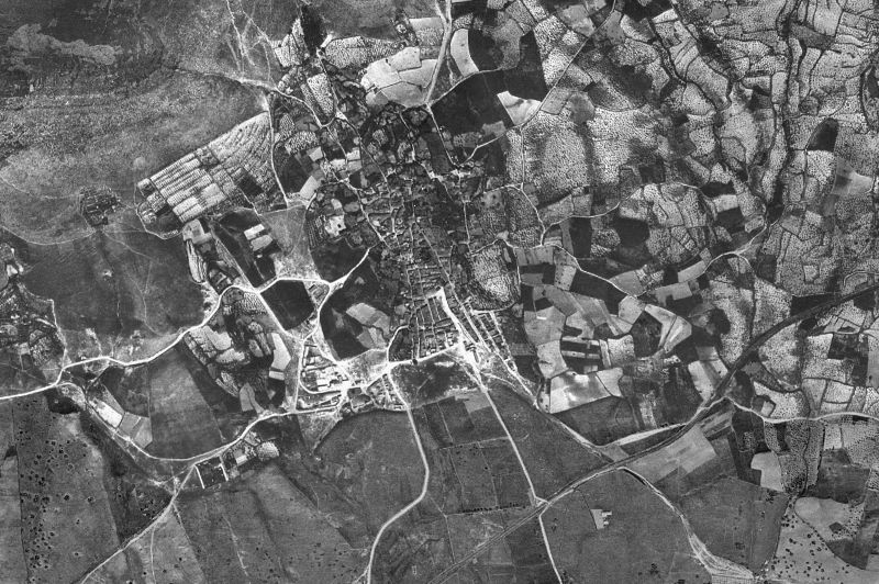 Ortofoto de 1956-1957 del núcleo de Casas de Millán