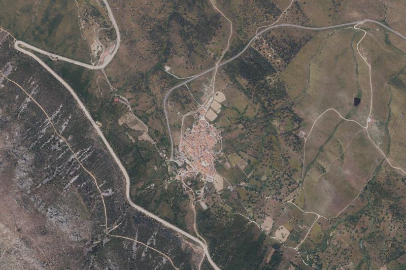 Ortofoto actual del núcleo de Casas de Miravete