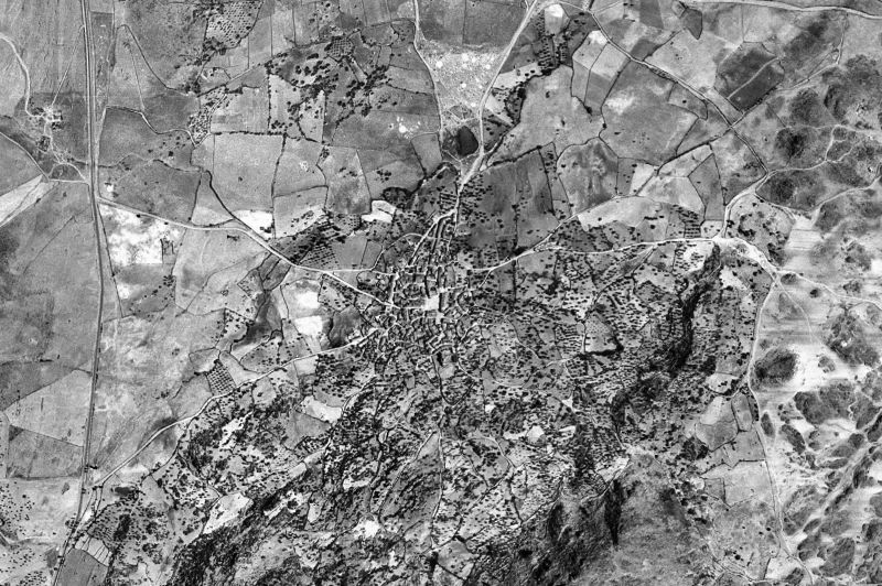 Ortofoto de 1956-1957 del núcleo de Santa Cruz de la Sierra