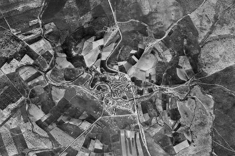 Ortofoto de 1956-1957 del núcleo de Torrejón el Rubio