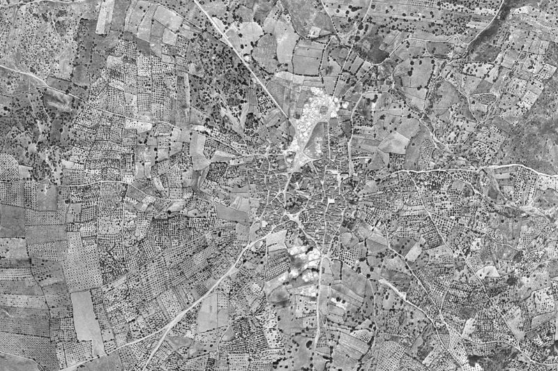 Ortofoto de 1956-1957 del núcleo de Zarza de Montánchez