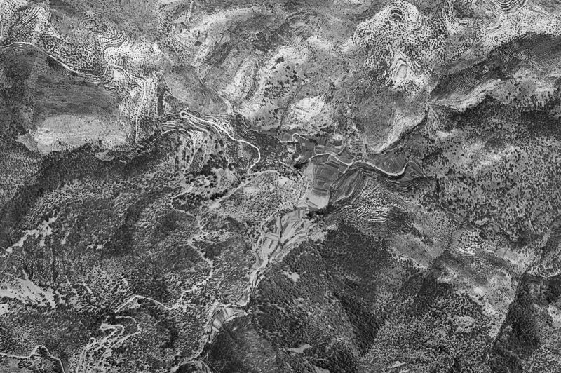Ortofoto de 1956-1957 del núcleo de Aín