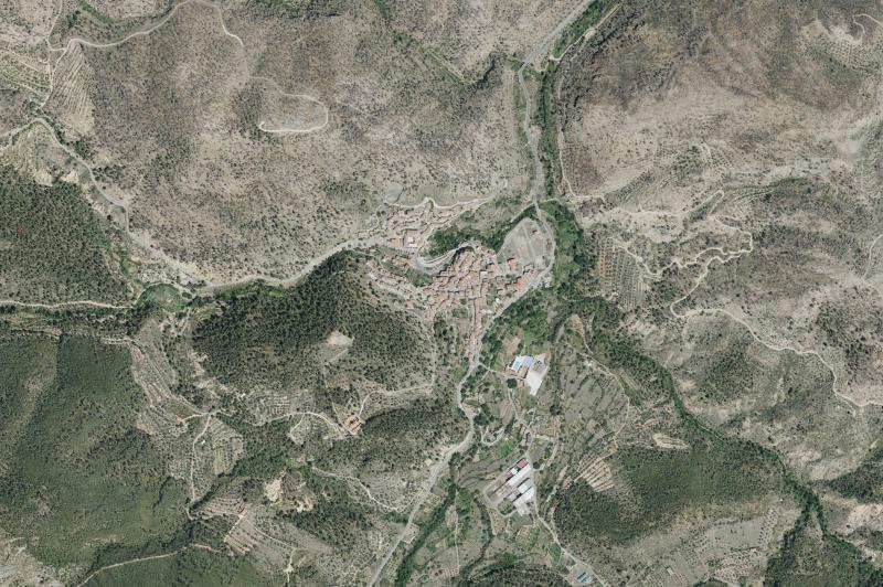 Ortofoto actual del núcleo de Montán