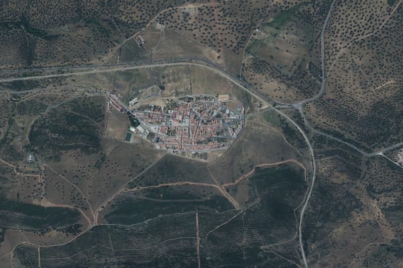 Ortofoto actual del núcleo de Almadenejos