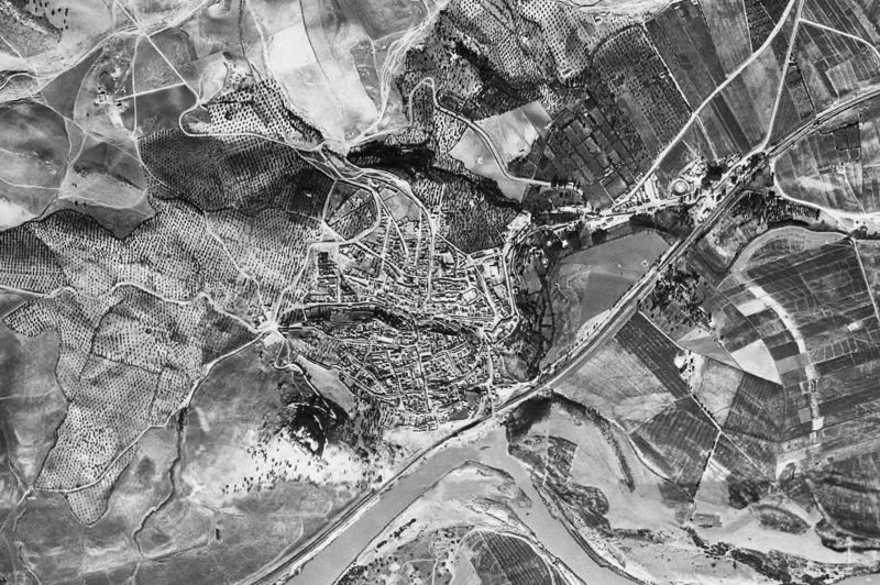 Ortofoto de 1956-1957 del núcleo de Almodóvar del Río