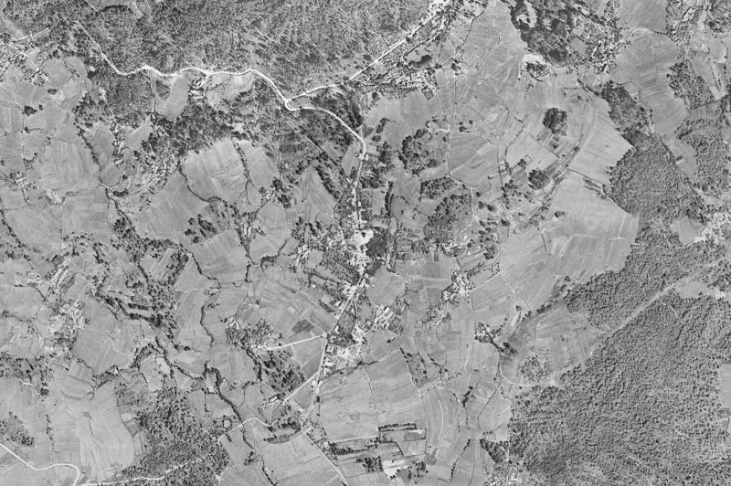 Ortofoto de 1956-1957 del núcleo de Brión
