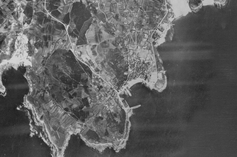 Ortofoto de 1956-1957 del núcleo de Camariñas