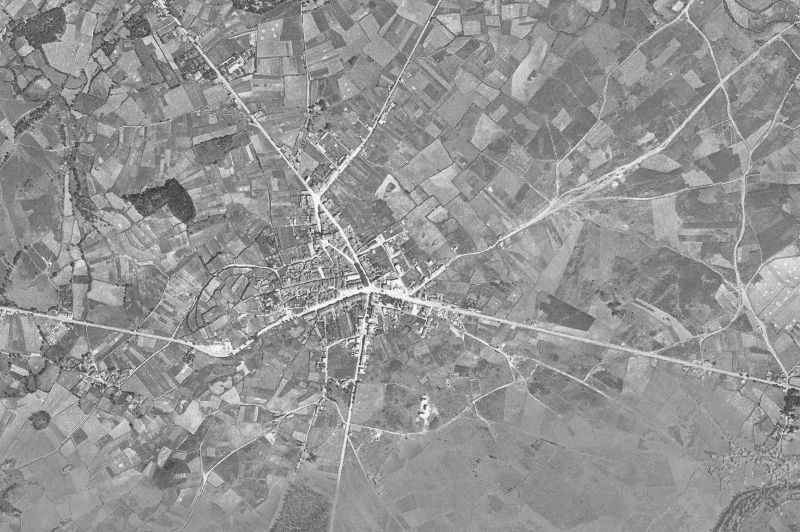 Ortofoto de 1956-1957 del núcleo de Melide